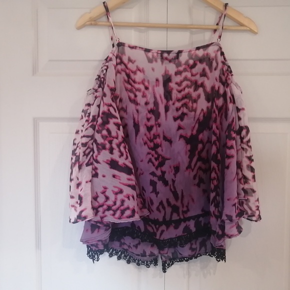 RAMPAGE Cold Shoulder Button Up Lace Top NWOT - Picture 5 of 11